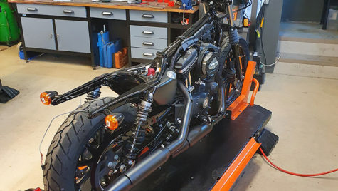 Harley-Davidson® București susține lupta împotriva pandemiei de Covid-19 printr-un proiect custom