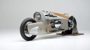 BMW R 18 The Crown